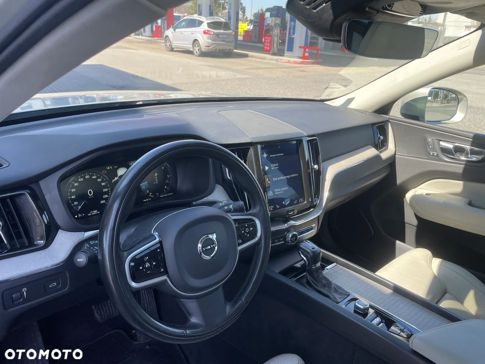 Volvo XC 60 D5 SCR AWD Momentum - 20