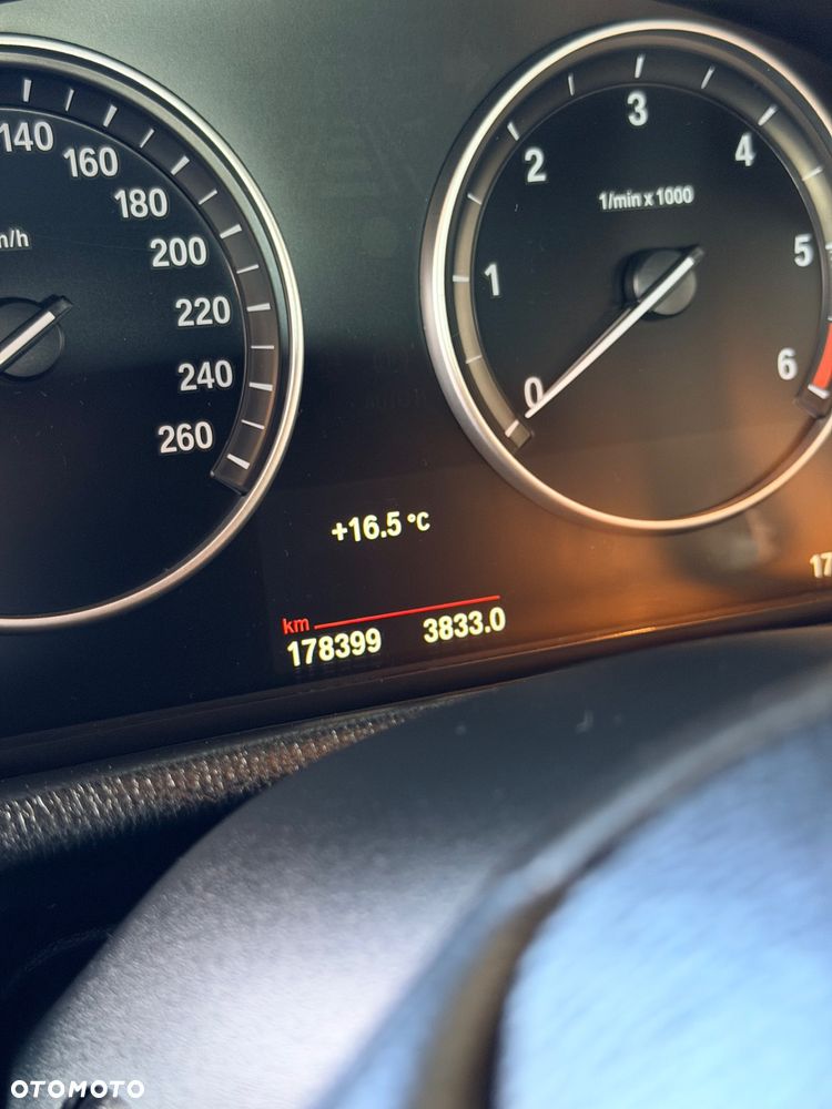 BMW X3 xDrive20d xLine - 16