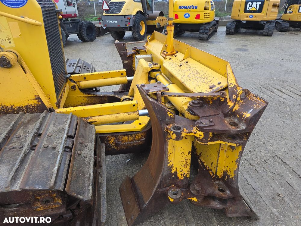 Komatsu D61 - PX15  buldozer lama 6 pozitii - 10