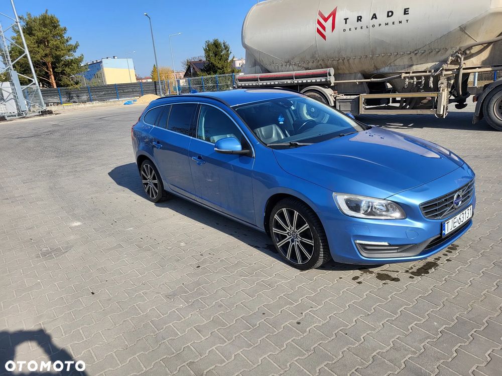 Volvo V60 D2 Momentum - 6
