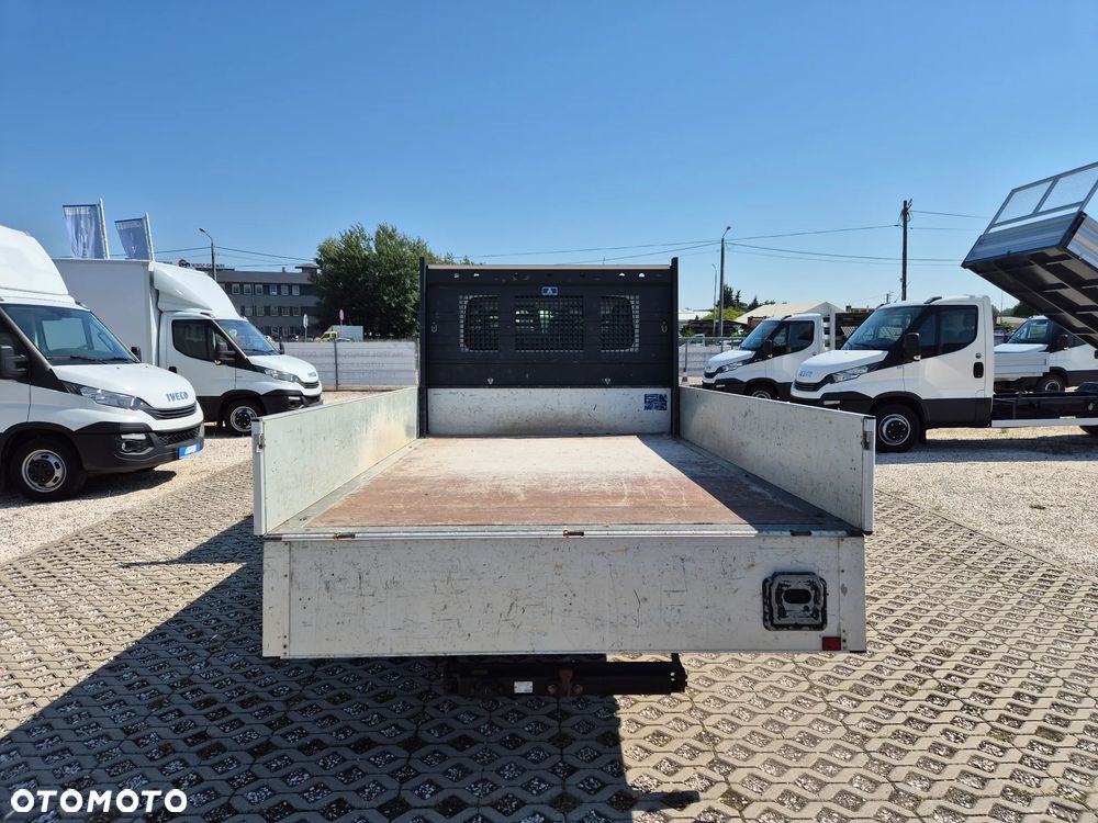 Iveco Daily 35S14, Brygadówka 7-os, skrzynia 3,42m x 2,07m, klimatyzacja, HAK - 3.5T - 6