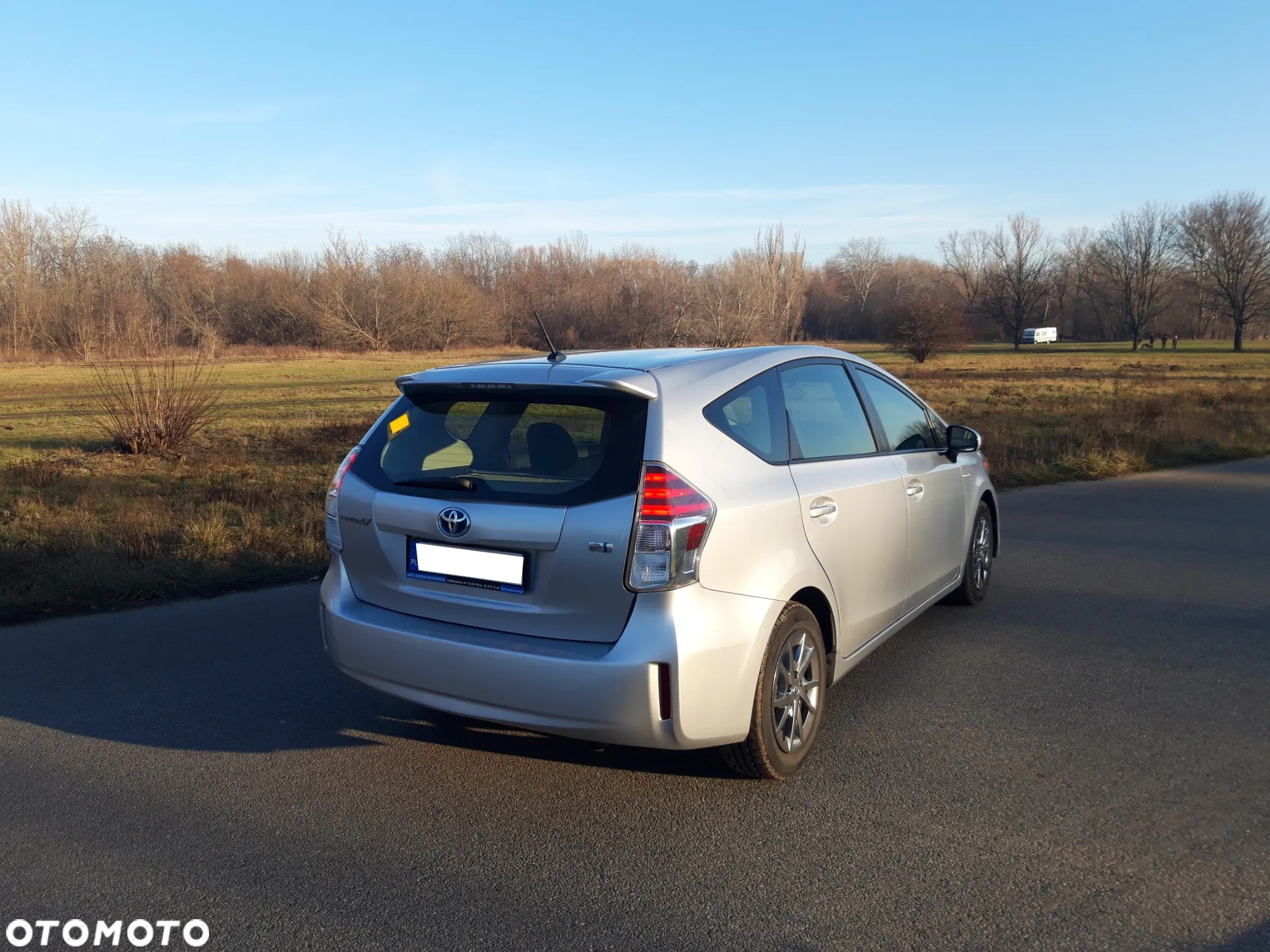 Toyota Prius+ Hybrid 135 Active EU6 - 17