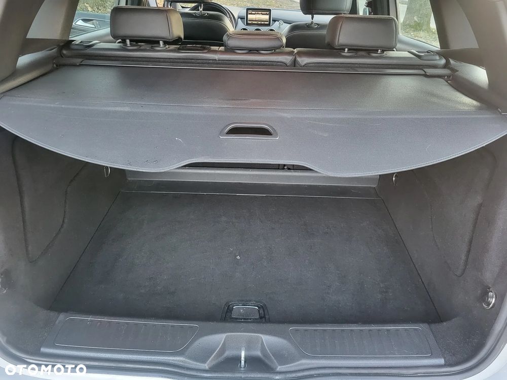 Mercedes-Benz Klasa B 180 CDI (BlueEFFICIENCY) - 15