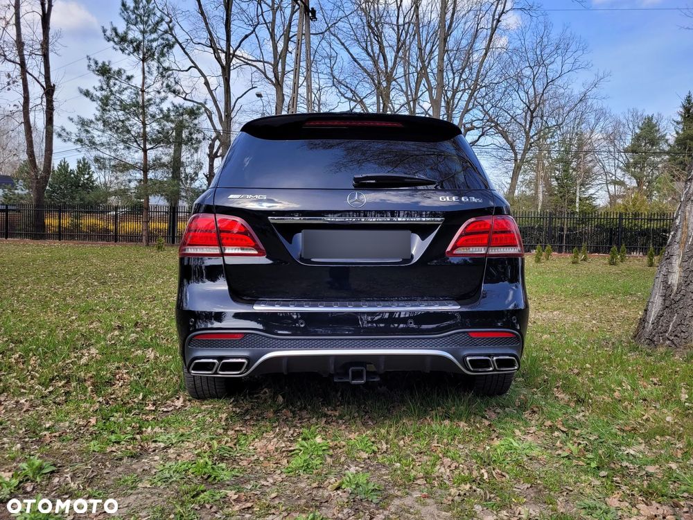 Mercedes-Benz GLE - 14