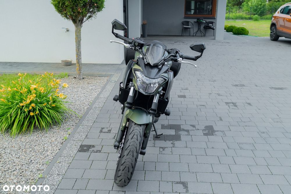 Kawasaki Z 650 - 6