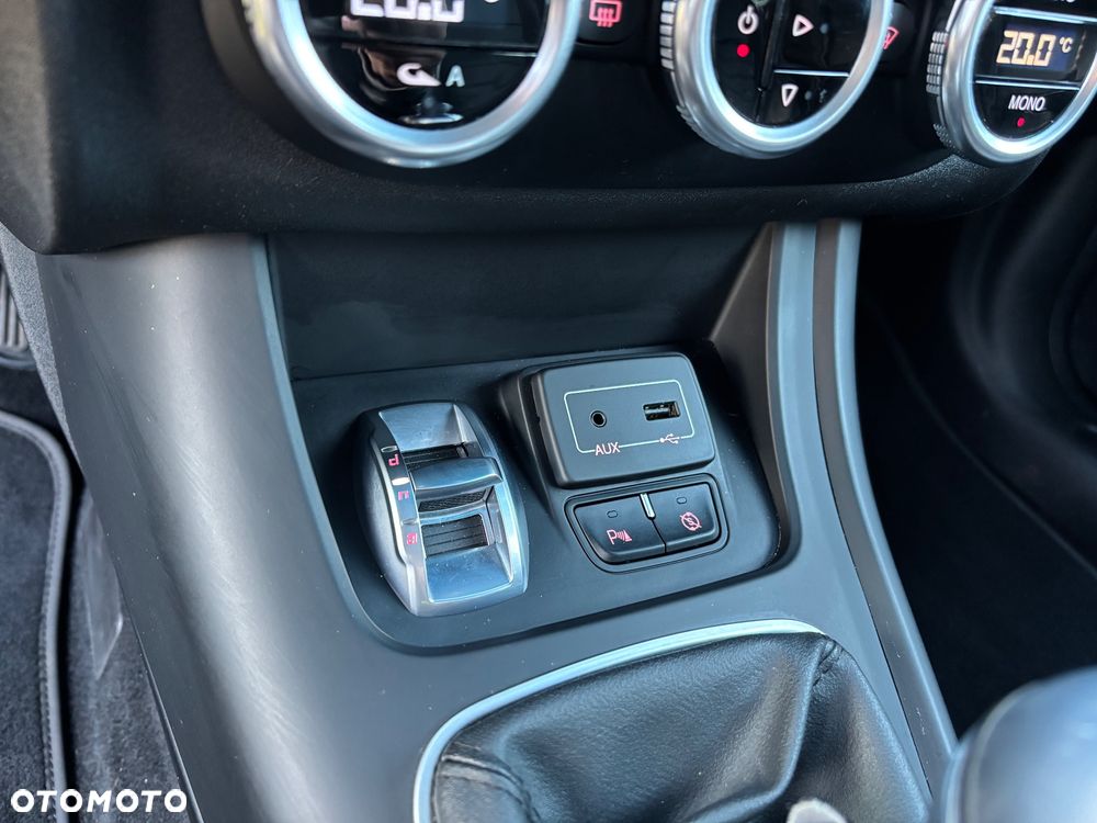 Alfa Romeo Giulietta 1.4 TB 16V Lusso Ti - 22