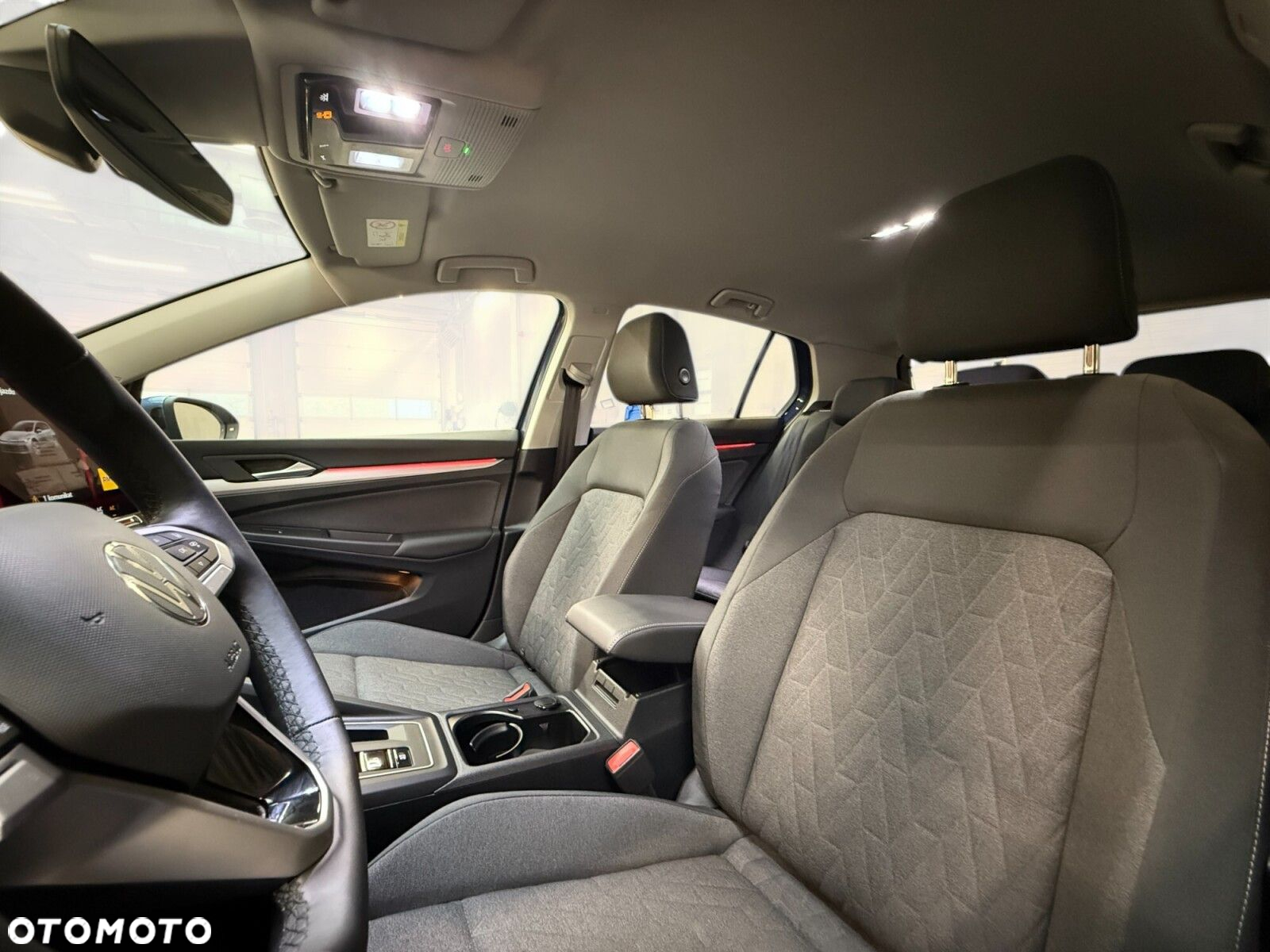 Volkswagen Golf - 19
