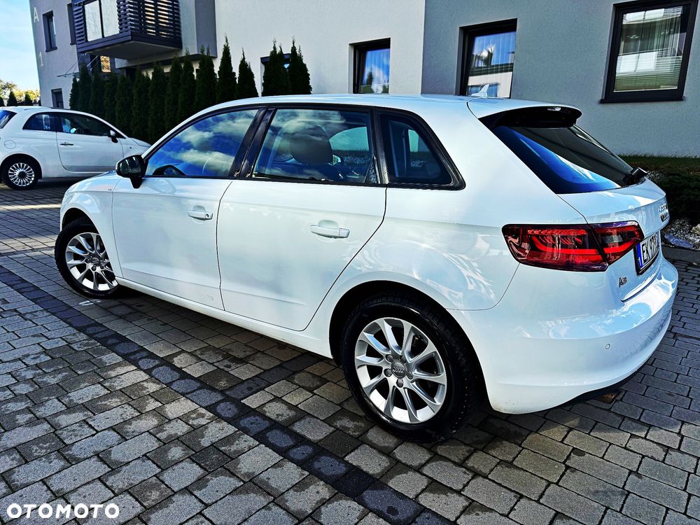 Audi A3 Sportback 1.6 TDI (clean diesel) S tronic Attraction - 20