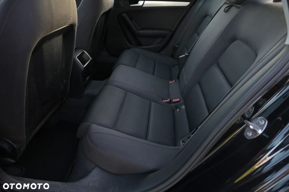 Audi A4 Limousine 2.0 TDI DPF Ambiente - 14