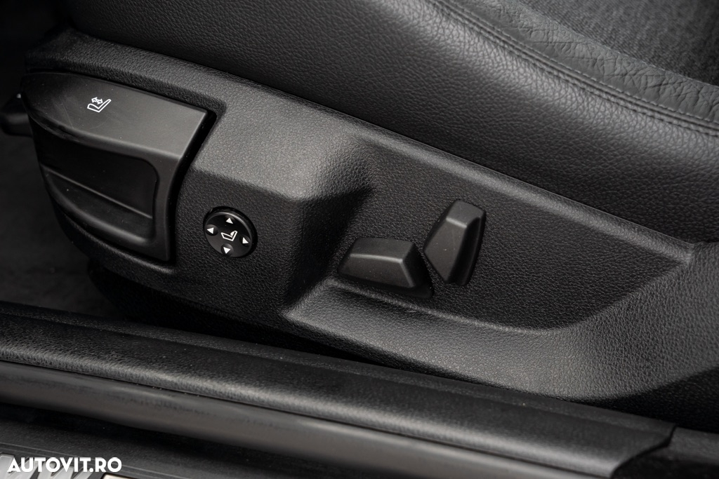 BMW Seria 5 520d - 14