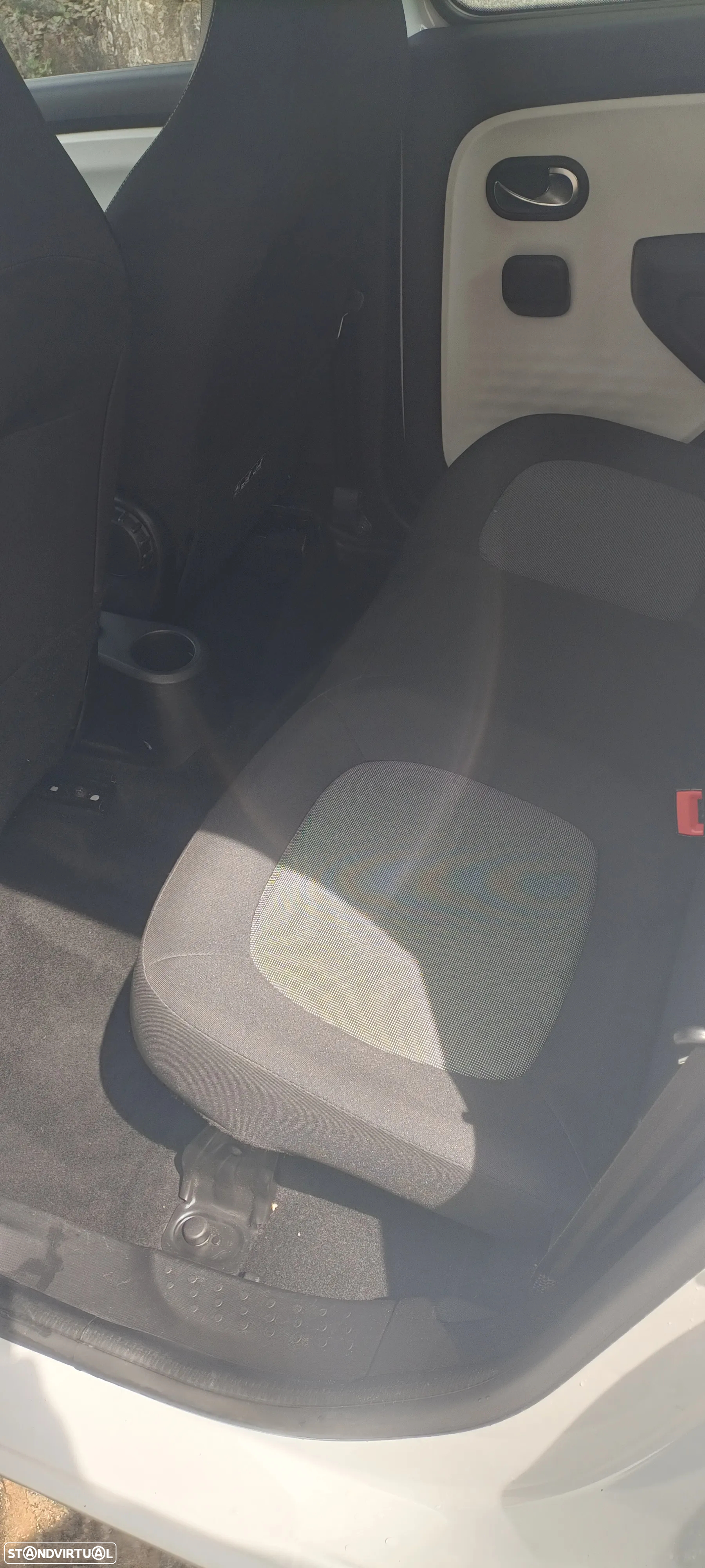 Renault Twingo Z.E. 22 Zen - 5