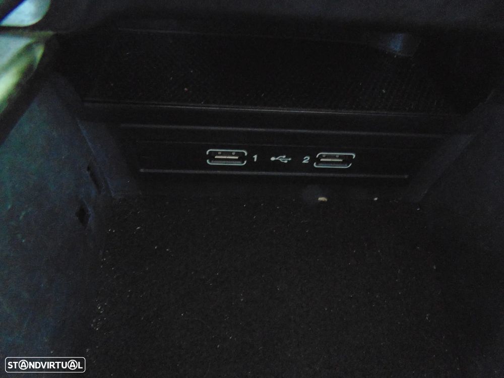 Mercedes-Benz C 180 BlueTEC Avantgarde - 41