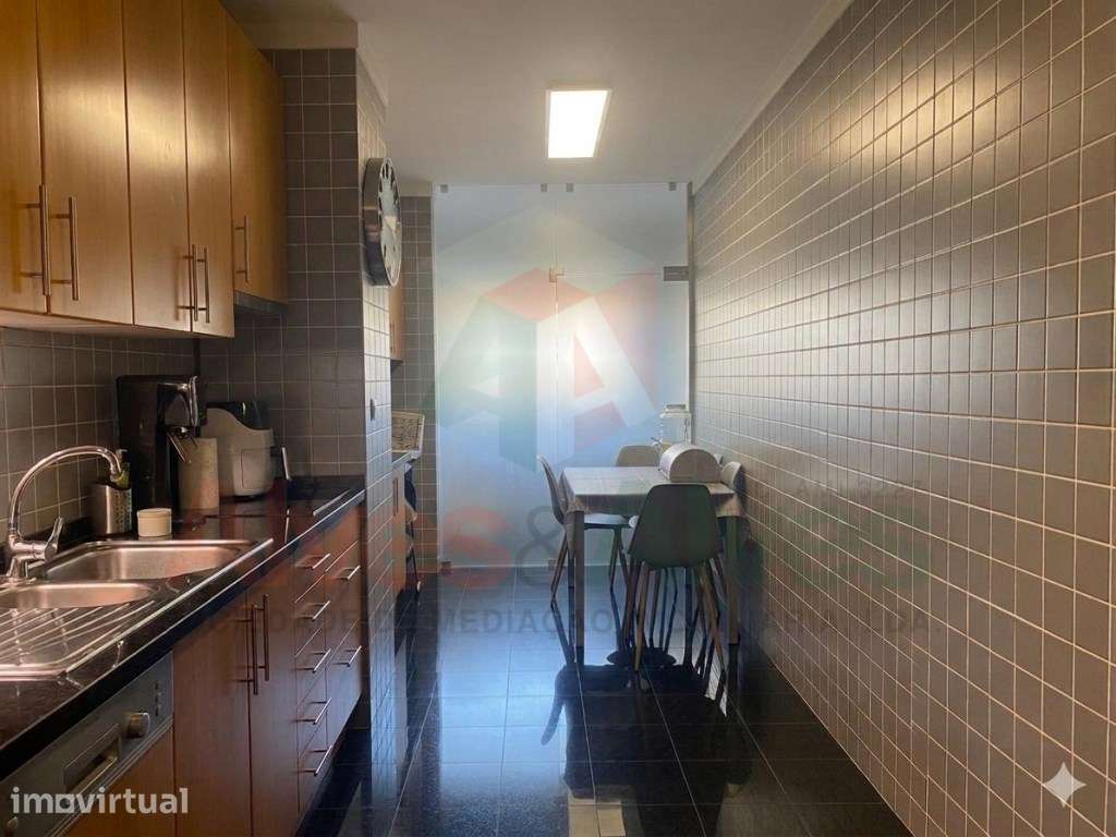 Apartamento T2+1 Centro da Maia - 2 Lugares de Garagem - Grande imagem: 5/15