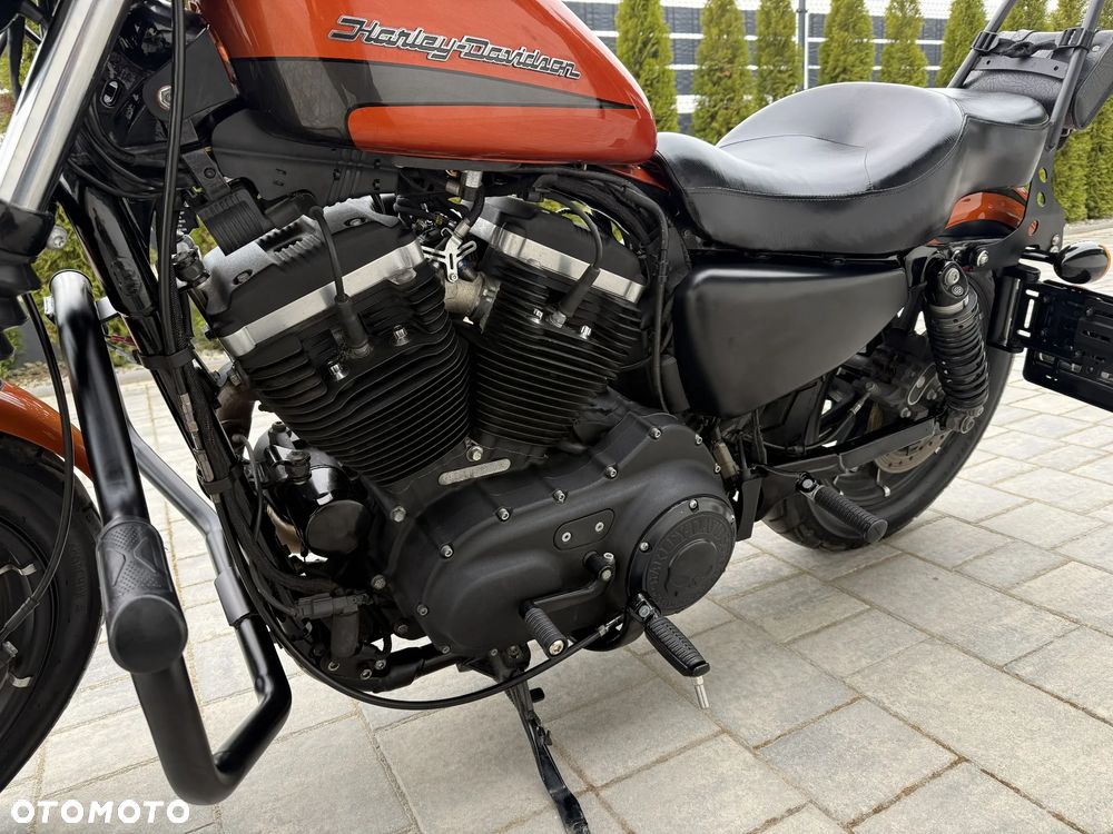 Harley-Davidson Sportster Iron 883 - 8