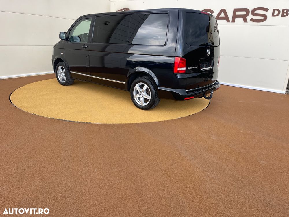 Volkswagen Caravelle - 9