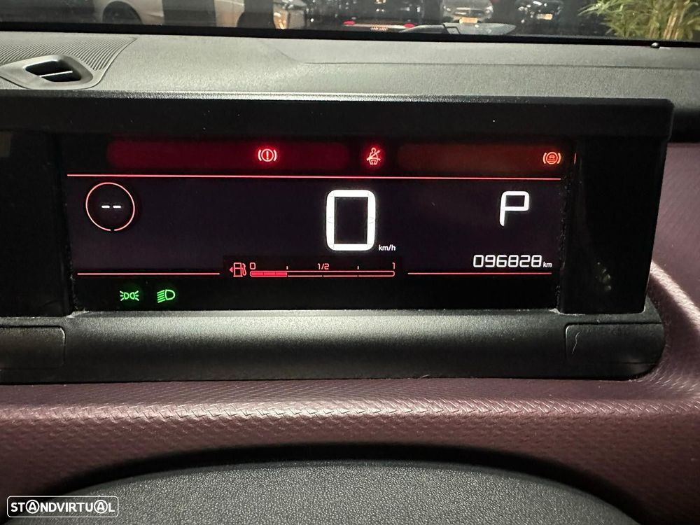 Citroën C4 Cactus 1.2 PureTech Shine EAT6 - 14