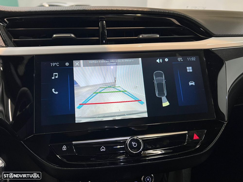 Peugeot 208 1.2 Hybrid Allure e-DCS6 - 4