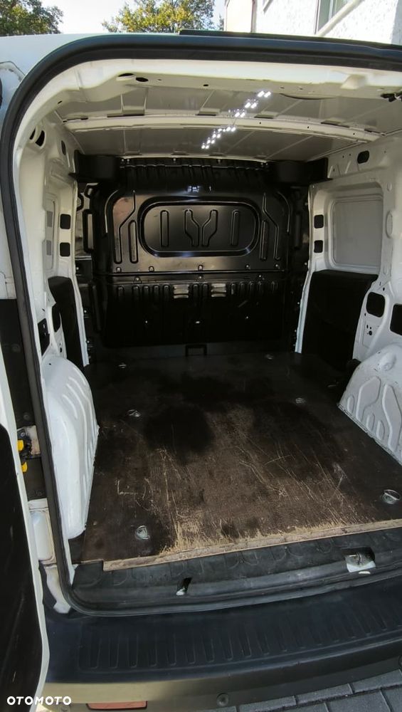 Fiat DOBLO Faktura VAT 23%, 1.3 MJ, L1 (krótki) - 10