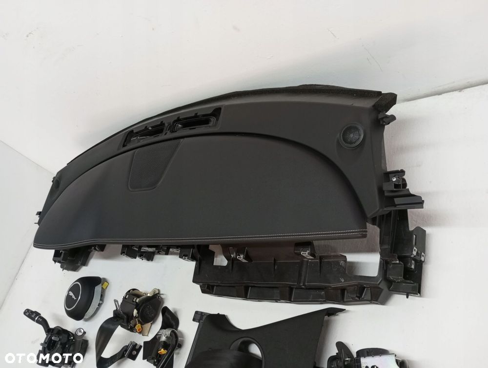 Konsola pulpit deska JAGUAR F-PACE F PACE LIFT - 4