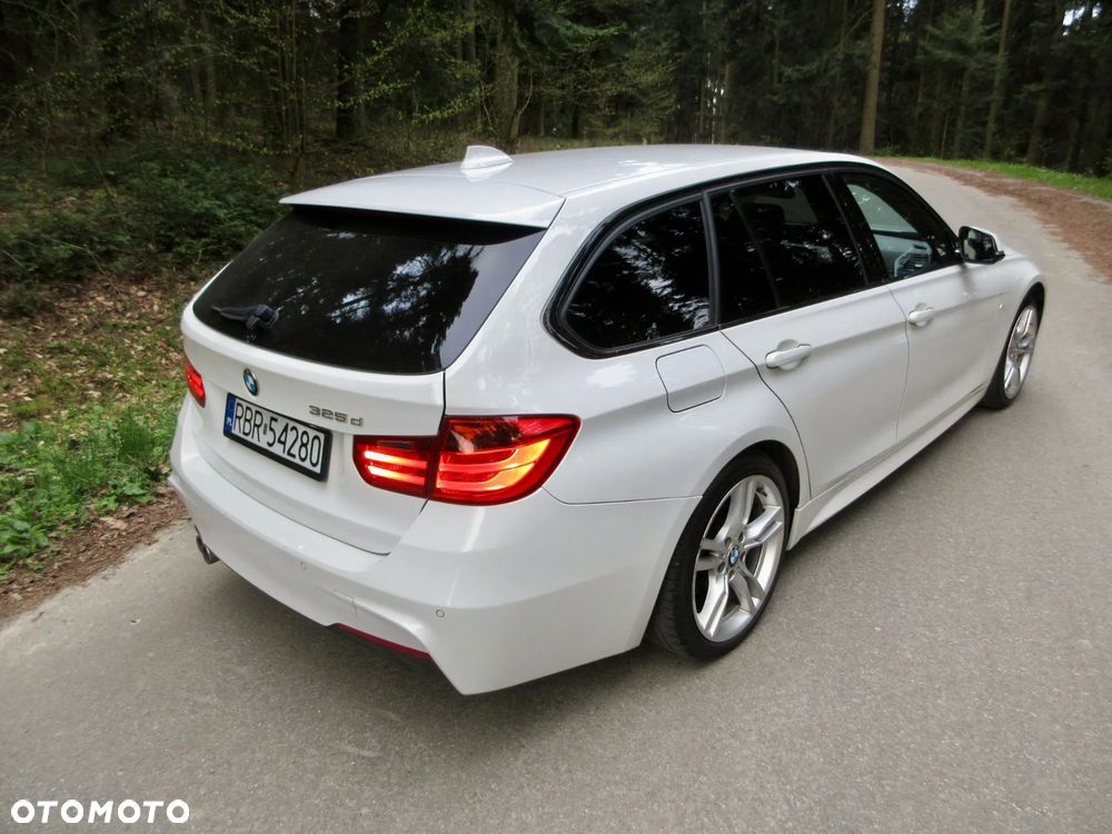 BMW Seria 3 325d M Sport - 21