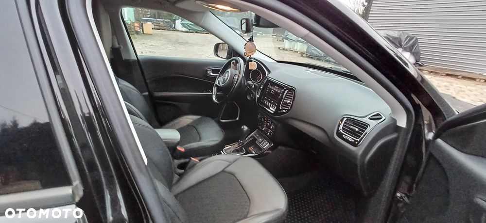 Jeep Compass 1.3 TMair Limited FWD S&S DDCT - 7
