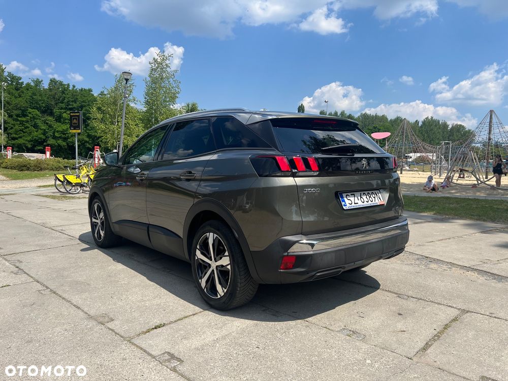 Peugeot 3008 1.2 PureTech GPF Allure S&S EAT8 - 14