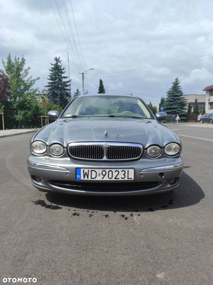 Jaguar X-Type - 1