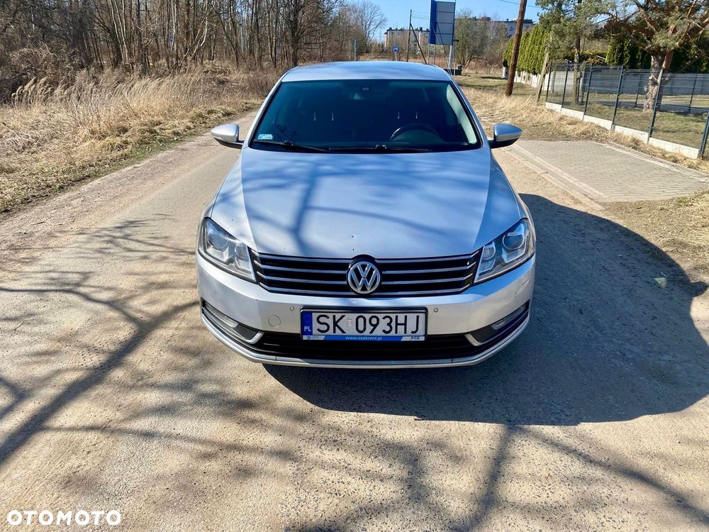 Volkswagen Passat 2.0 TDI Comfortline DSG - 8