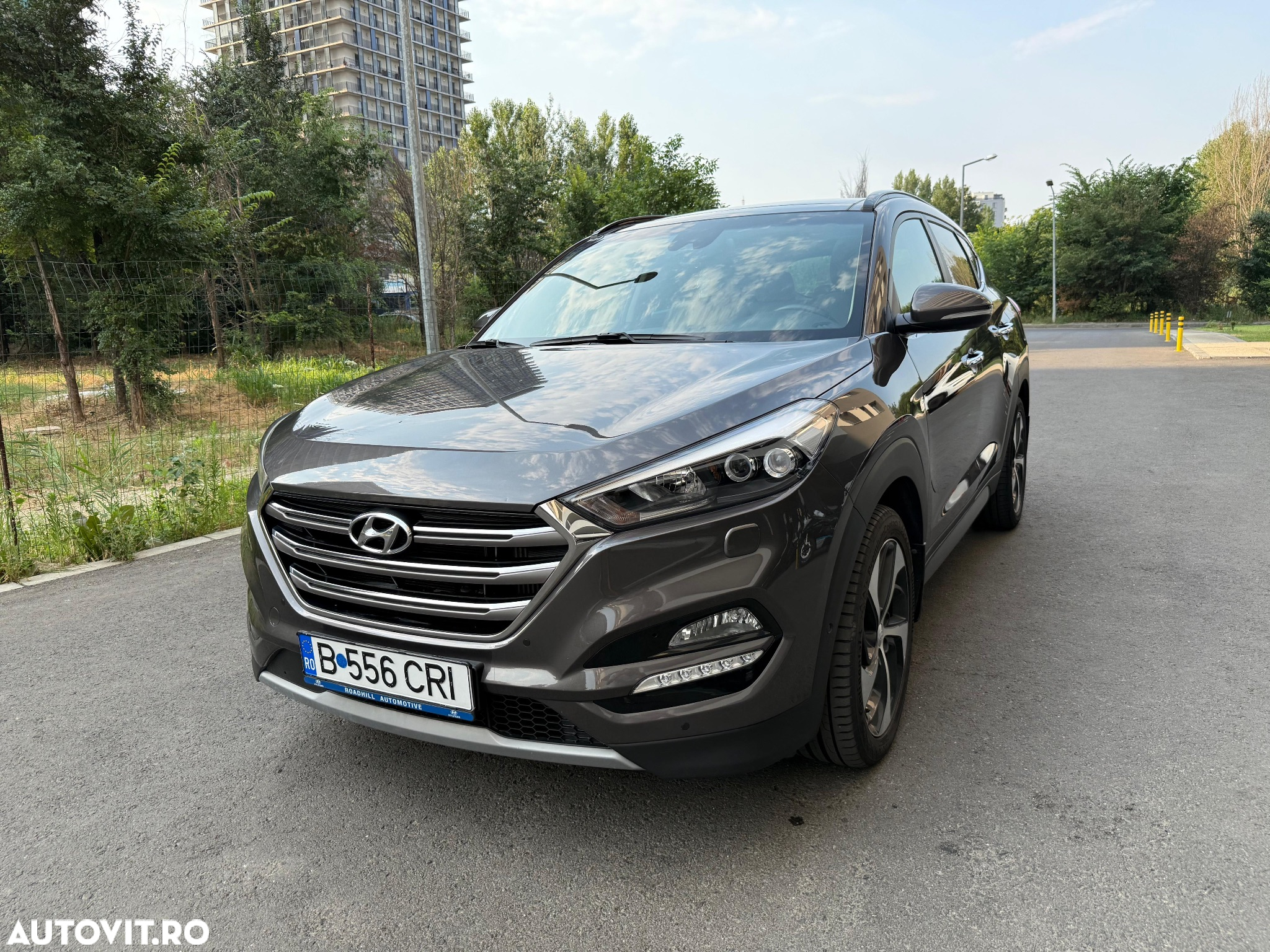 Hyundai Tucson 2.0 CRDI 4WD 6AT Style - 4