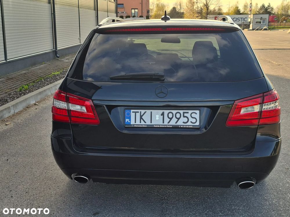 Mercedes-Benz Klasa E 200 CGI BlueEFFICIENCY Automatik Avantgarde - 8