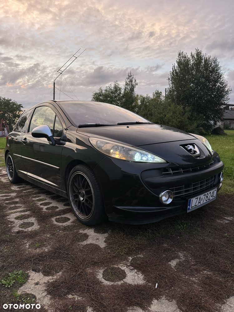 Peugeot 207 - 6