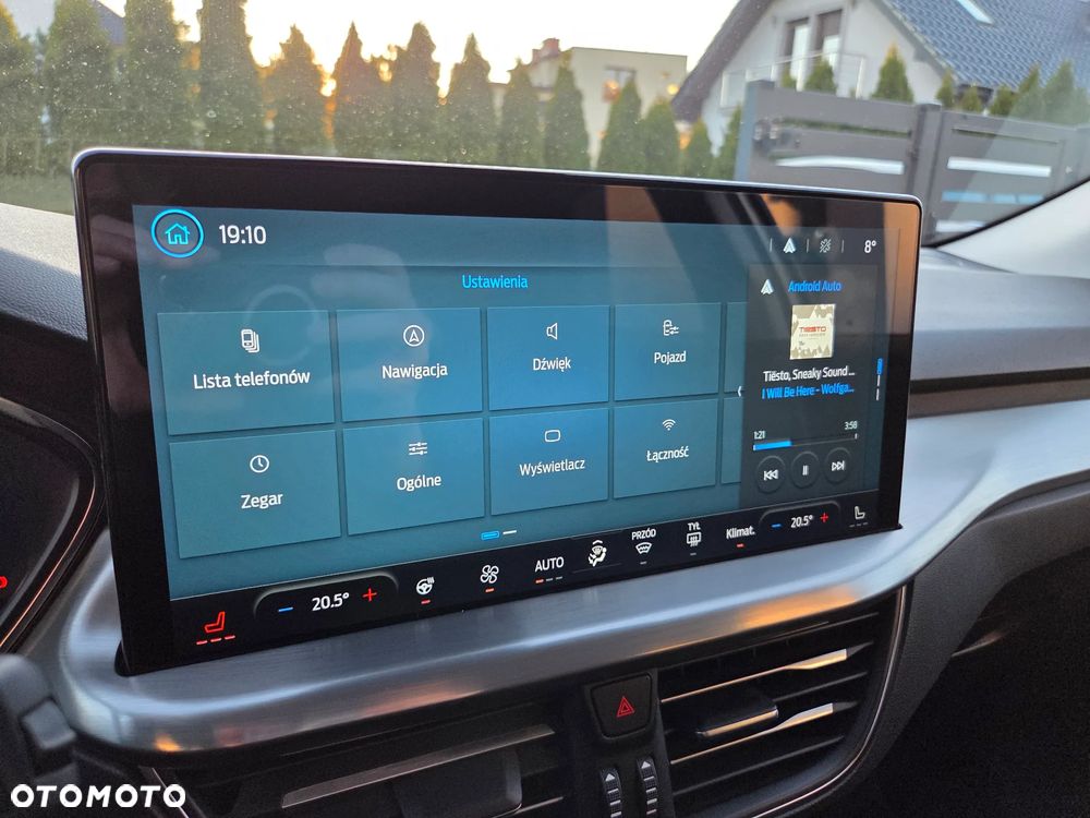 Ford Focus 1.0 EcoBoost Titanium X - 34