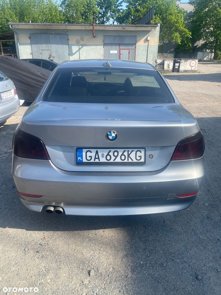 BMW Seria 5 525d - 5