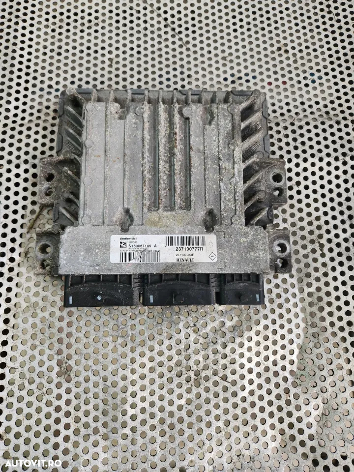 Calculator Motor Ecu Renault Scenic 3 Megane 3 Laguna 3 Fluence 1.5 Dci Siemens Continental An 2008-2009-2010-2011-2012 Cod 237100777R Dezmembrez Renault Grand Scenic 1.5 Dci An 2009-2010-2011-2012 Manual 6+1 Trepte 2x4 - 2