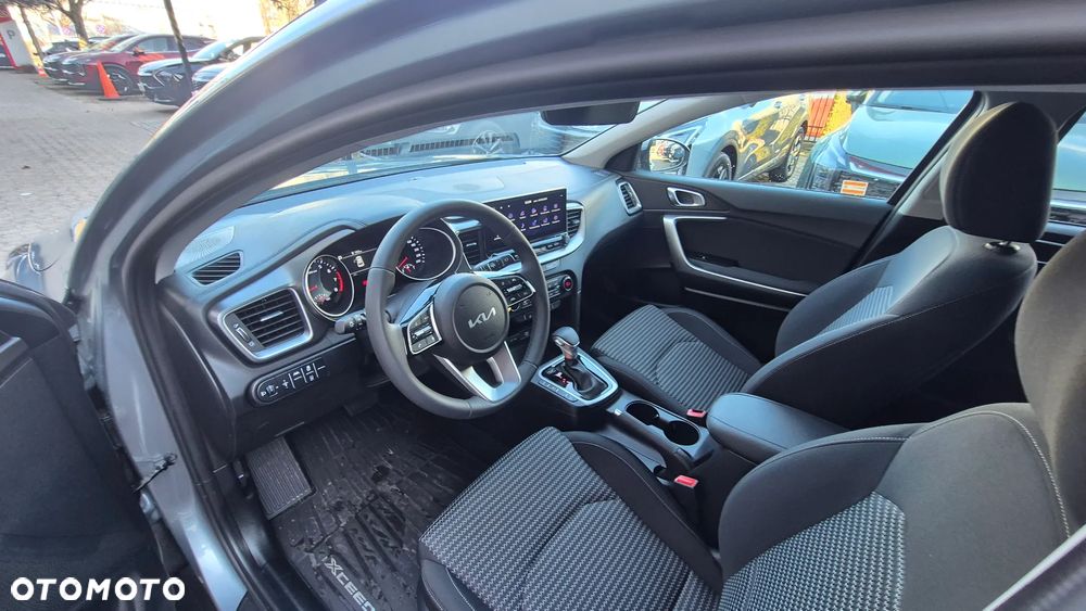 Kia XCeed 1.6 T-GDI M DCT - 14