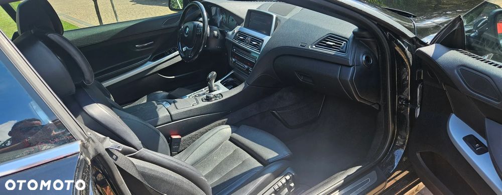 BMW Seria 6 650i xDrive - 7