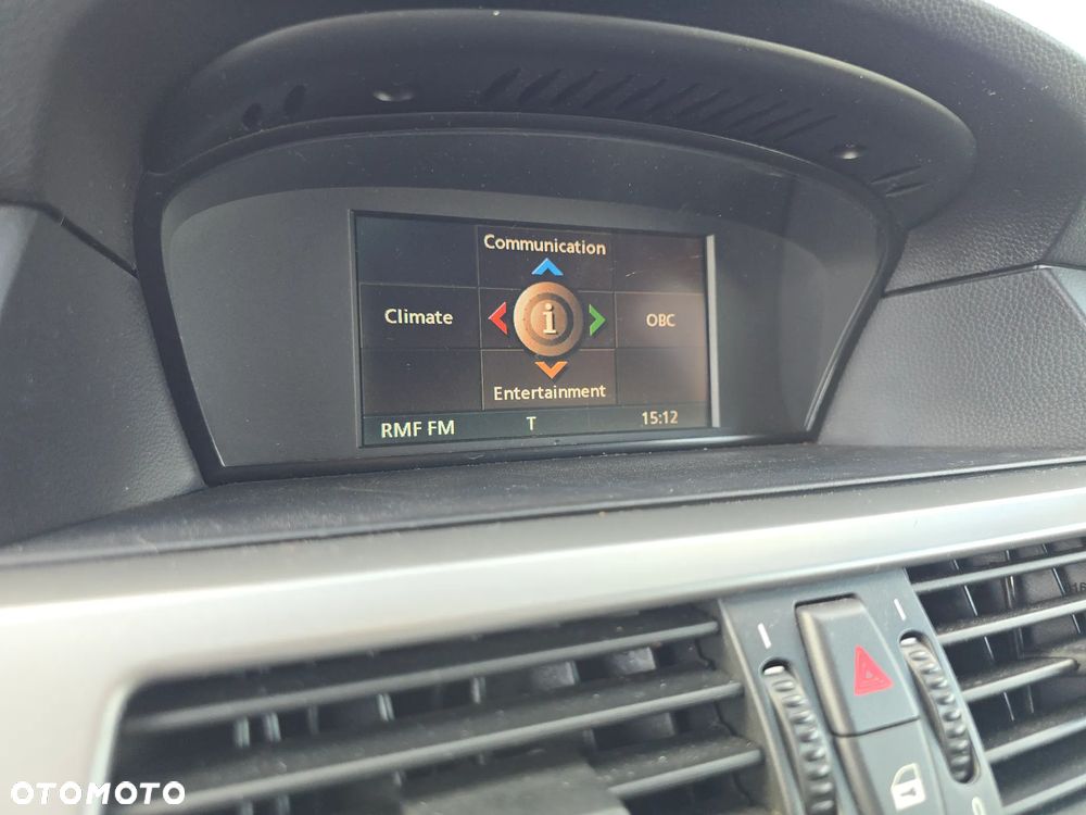 BMW Seria 5 525i - 15