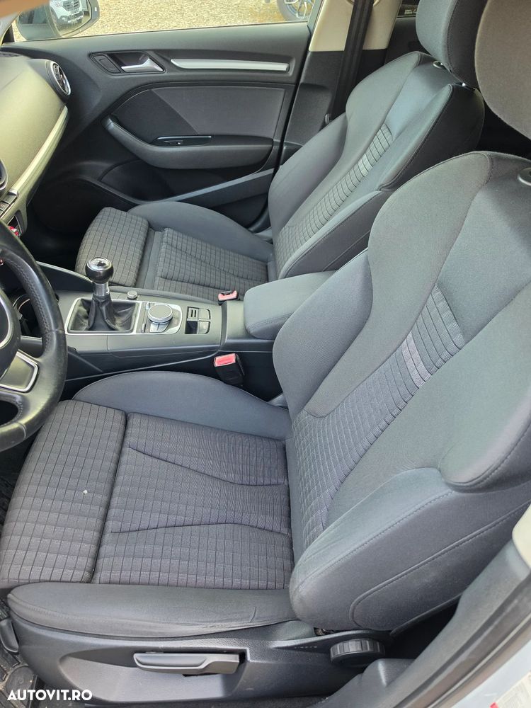 Audi A3 Sportback 2.0 TDI Attraction - 14