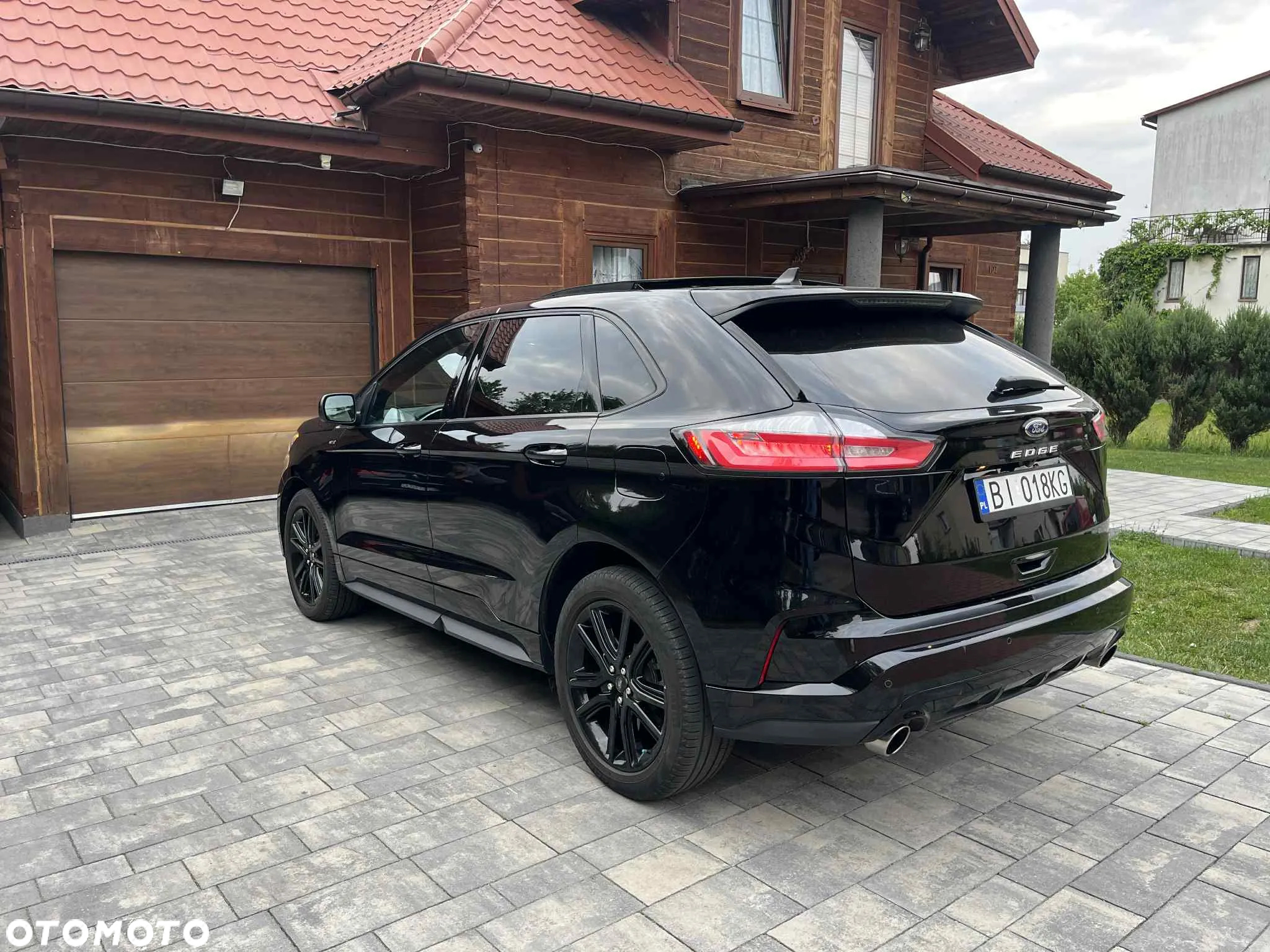 Ford Edge - 8