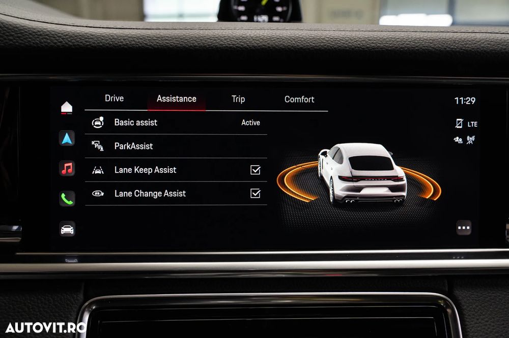 Porsche Panamera 4 E-Hybrid - 17