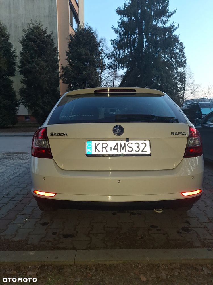 Skoda RAPID Spb 1.4 TDI DPF Active - 4
