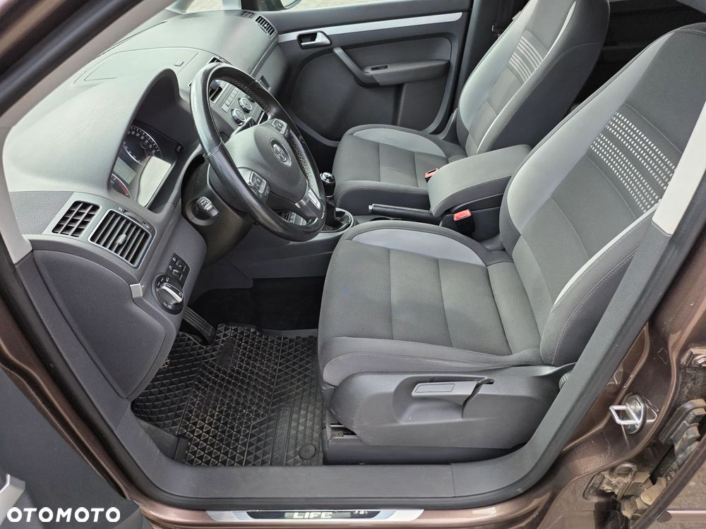 Volkswagen Touran 1.6 TDI DPF Life - 13