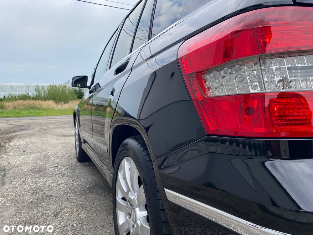 Mercedes-Benz GLK 250 CDI DPF 4Matic BlueEFFICIENCY 7G-TRONIC SPORT EDITION - 32