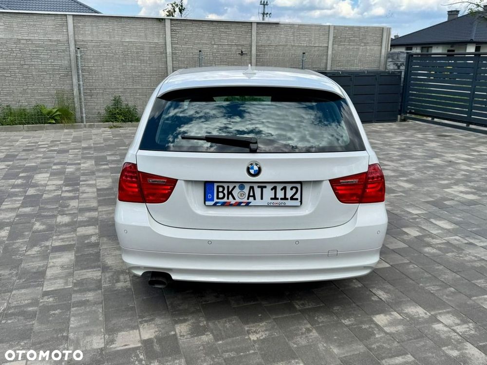BMW Seria 3 - 14