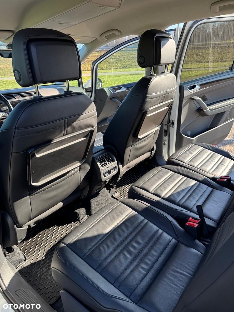 Volkswagen Touran 2.0 TDI BMT Special Edition DSG - 2