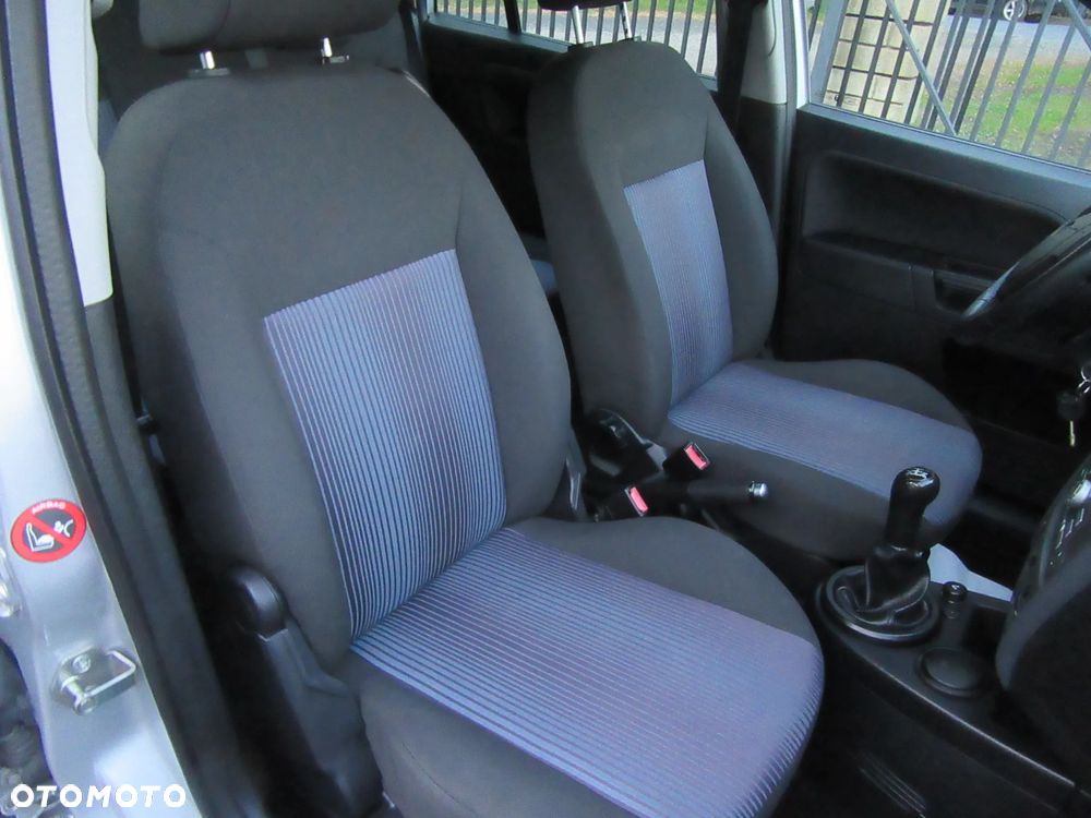Ford Fusion 1.4 Elegance - 12