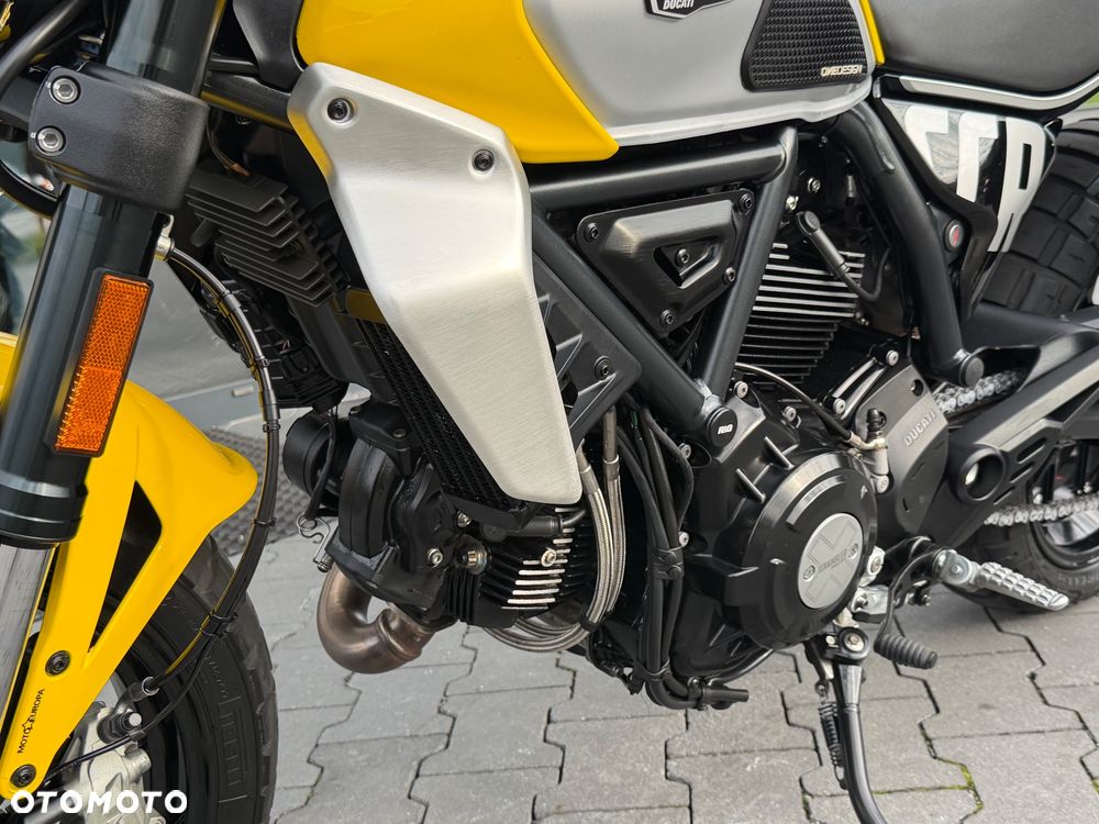 Ducati Scrambler - 32
