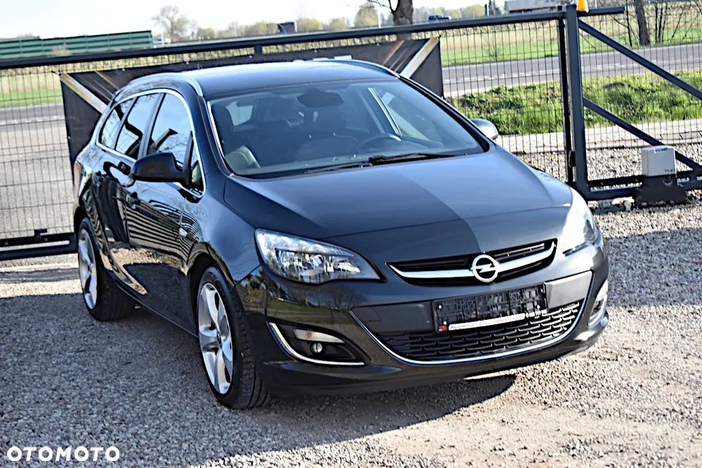 Opel Astra 1.7 CDTI Cosmo - 10