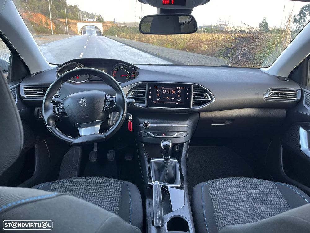 Peugeot 308 SW 1.5 BlueHDi Style - 18