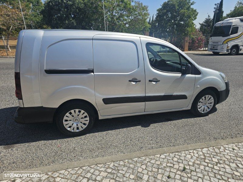 Citroën Berlingo 1.6 HDI 3 Lugares - 8
